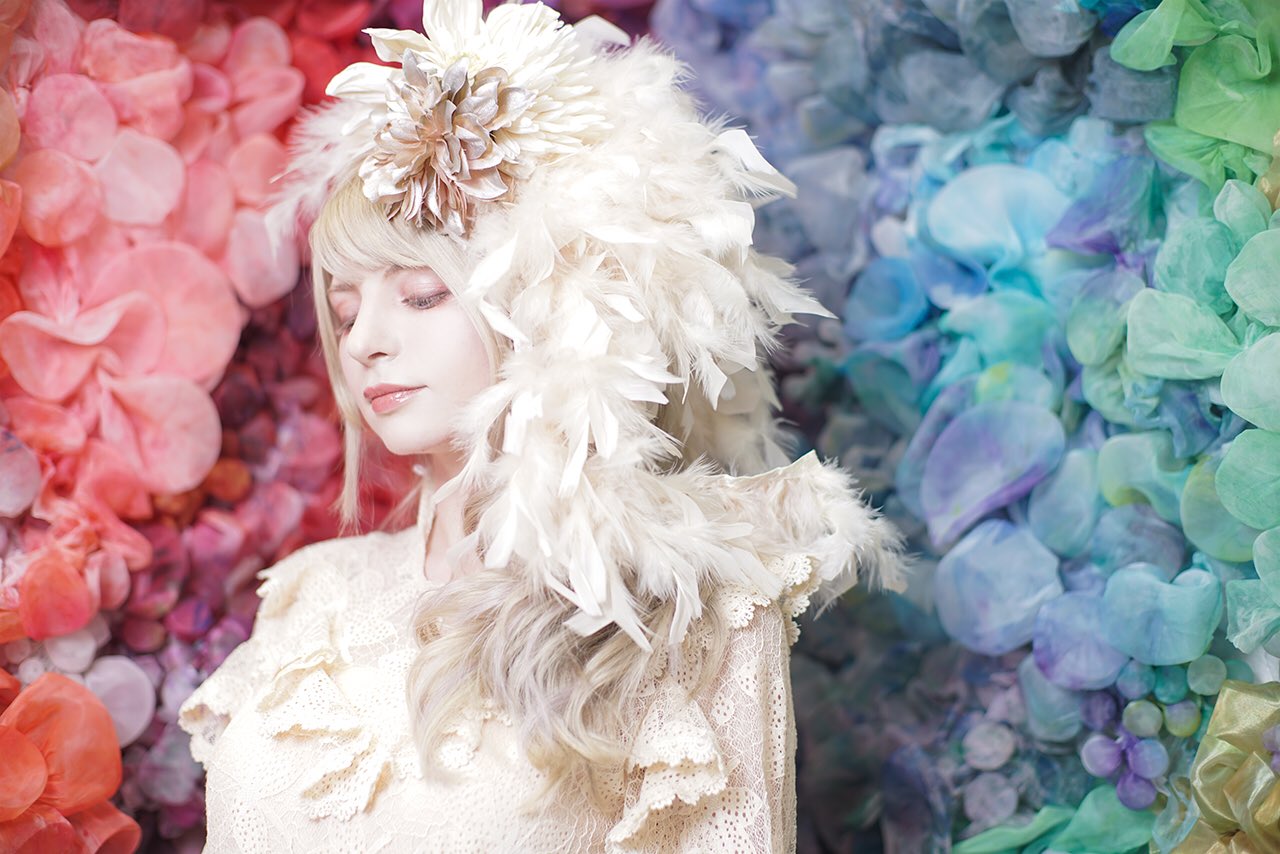 【 Le monde teinte 】